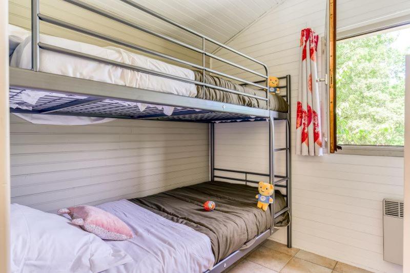 Camping La Serre Aigues-Vives (Ariege) Exterior foto