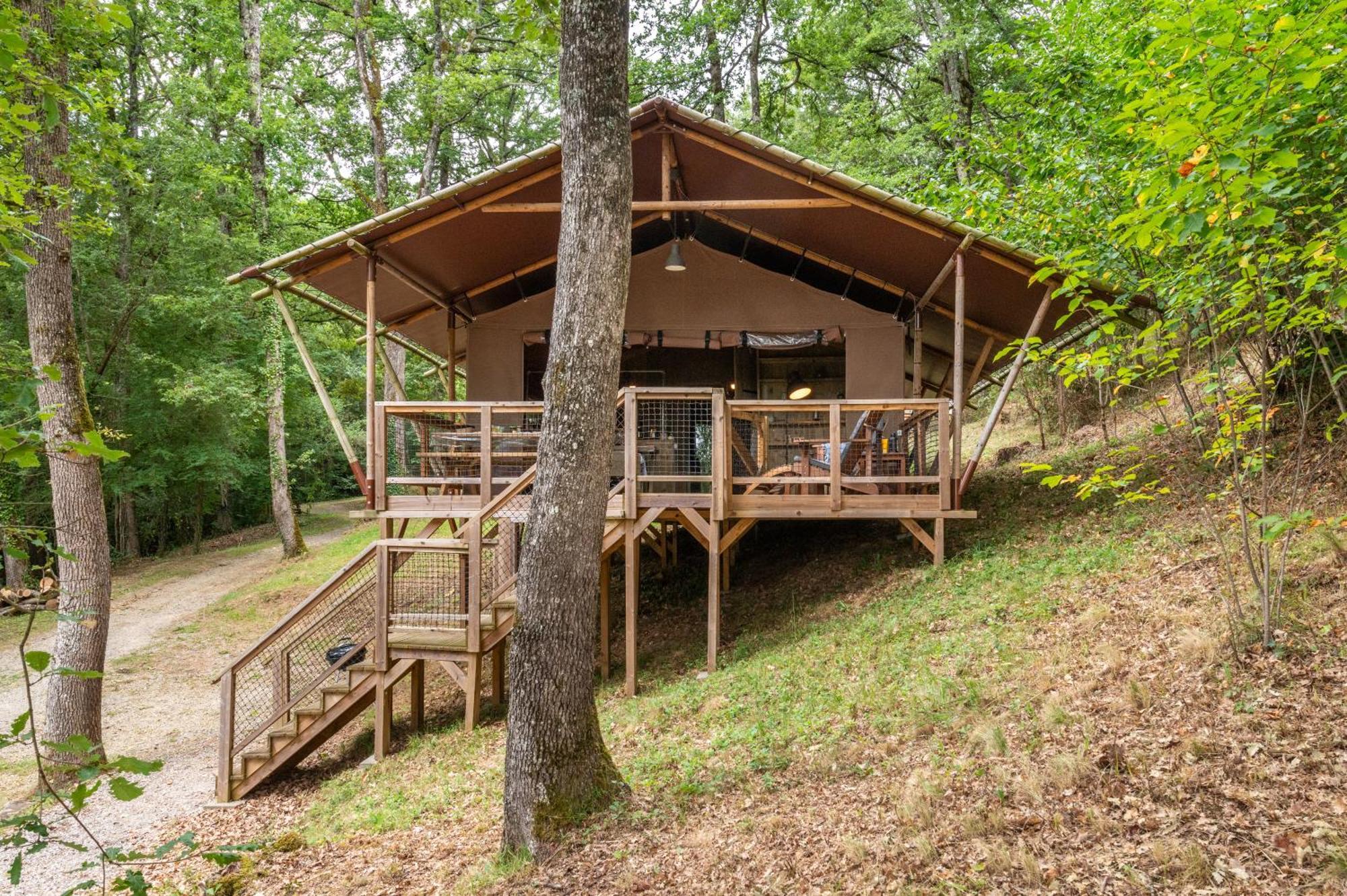 Camping La Serre Aigues-Vives (Ariege) Exterior foto