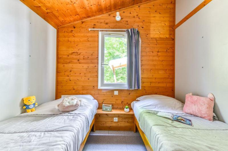 Camping La Serre Aigues-Vives (Ariege) Exterior foto