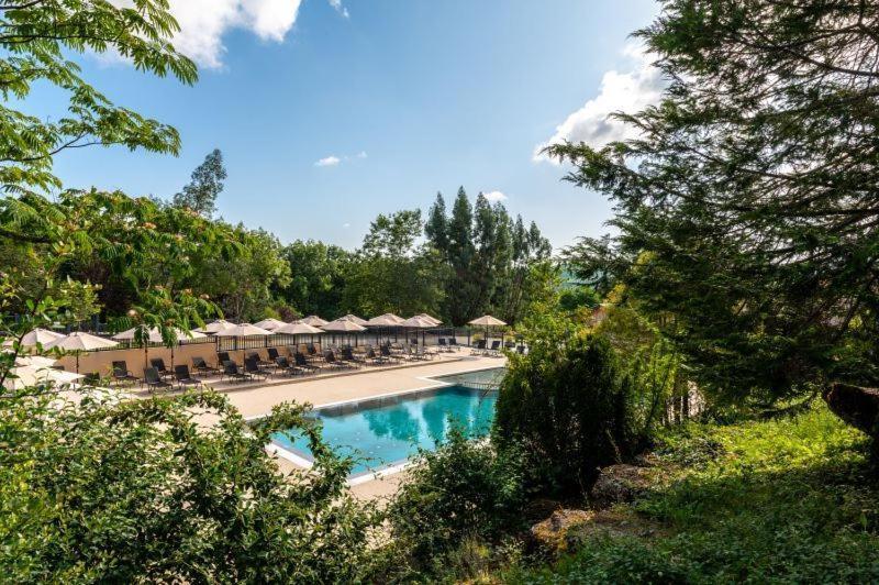 Camping La Serre Aigues-Vives (Ariege) Exterior foto